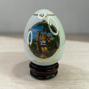Hummel Porcelain Egg Collection "Apple Tree Boy" Collectible Danbury Mint 1993